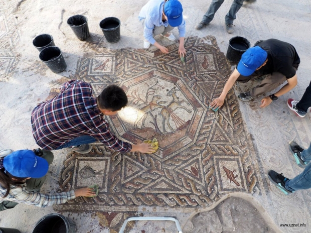 Древняя мозаика Лода